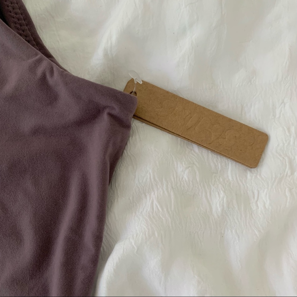 Skims Fits Everybody High Neck Bodysuit Plum - Picture 5 of 8